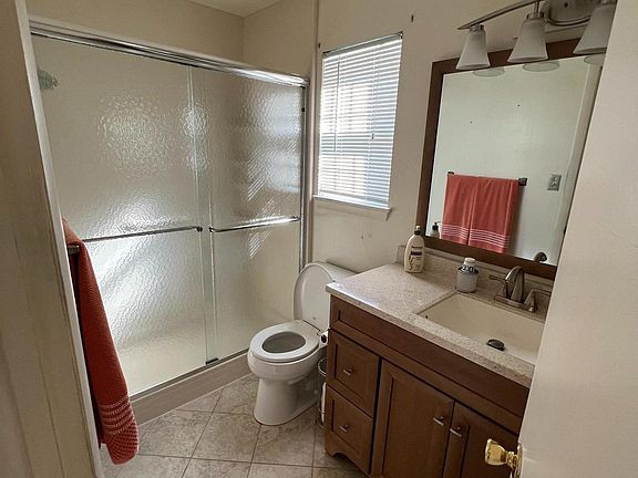4th image of 12715 Cunninghill Cove Rd