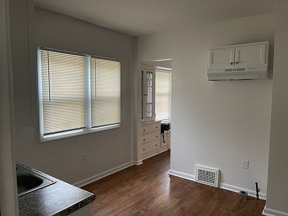 Kitchen - different angle