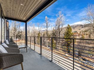 930 Blue River Pkwy #821, Silverthorne, CO 80498