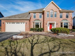 9 Danada Dr, Wheaton, IL 60189