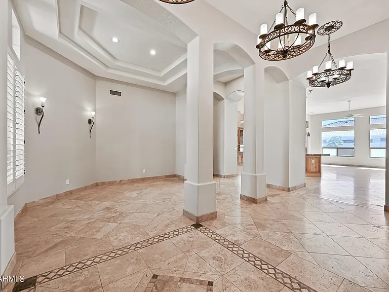 6057 E Campo Bello Dr — Photo 4