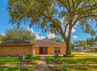 2325 Walnut Ct, Deer Park, TX 77536