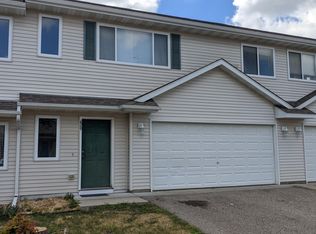 429 Tanager Path, Mankato, MN 56001