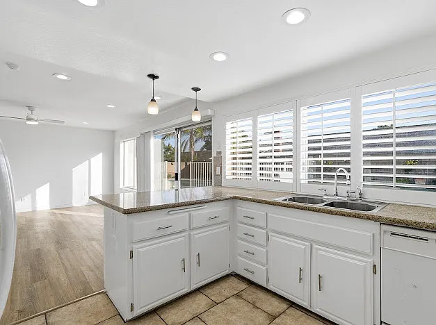 2084 N Palm Ave — Photo 4
