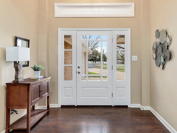 2nd image of 708 Skylers Cir