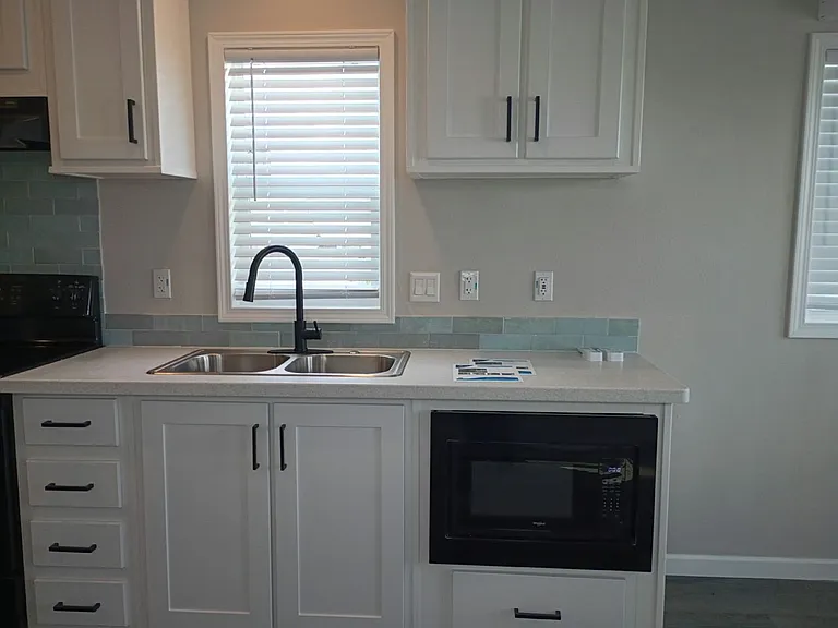 Sunshine MH & RV Resort — Photo 22
