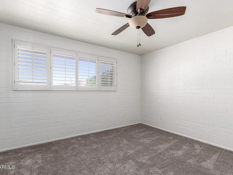 4848 N Woodmere Fairway #15 — Photo 16