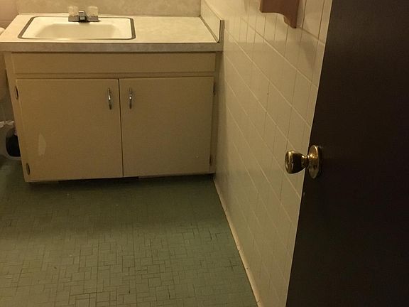 5th image of 2044 Menard Hwy APT 1