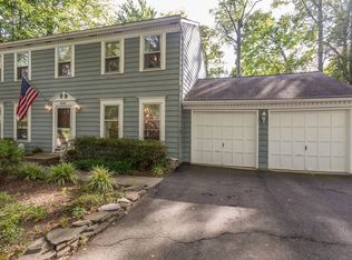 8316 Terra Grande Ave, Springfield, VA 22153