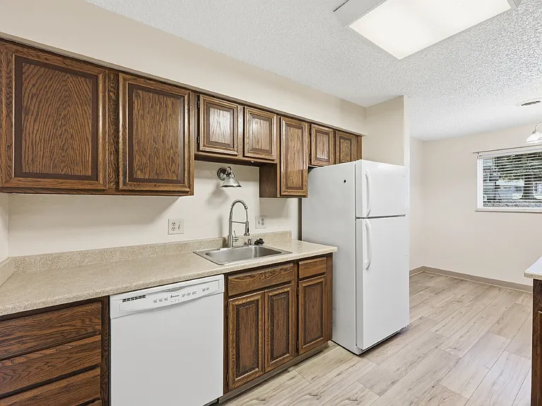 6530 Delmonico Dr #106 — Photo 9