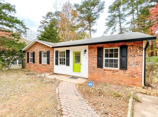 7317 Stuart Dr, Raleigh, NC 27615