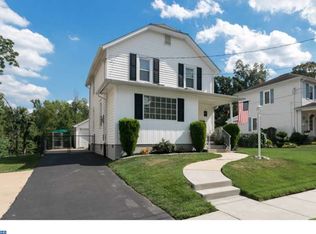 9 Indian Spring Rd, Clementon, NJ 08021