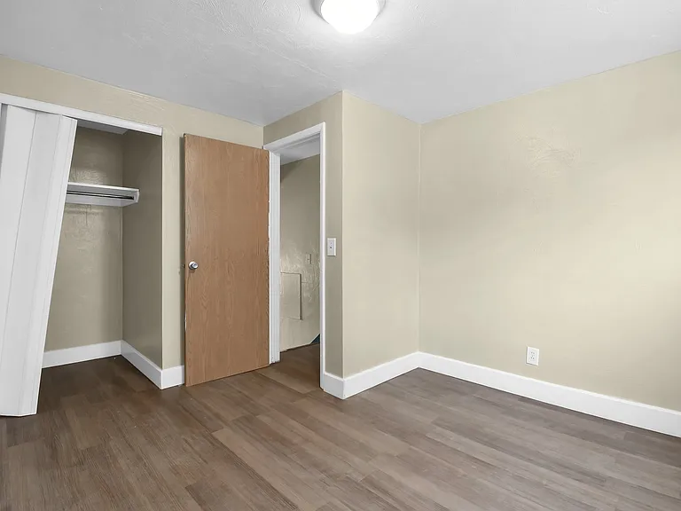 1794 Genessee Ave #1 — Photo 2