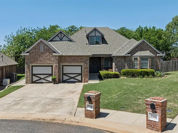 13221 Englewood Ln, Edmond, OK 73013