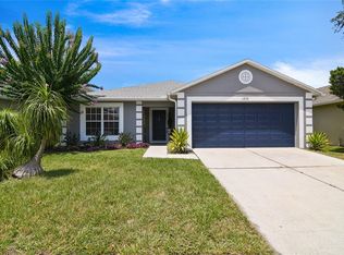 1230 Blackwater Pond Dr, Orlando, FL 32828