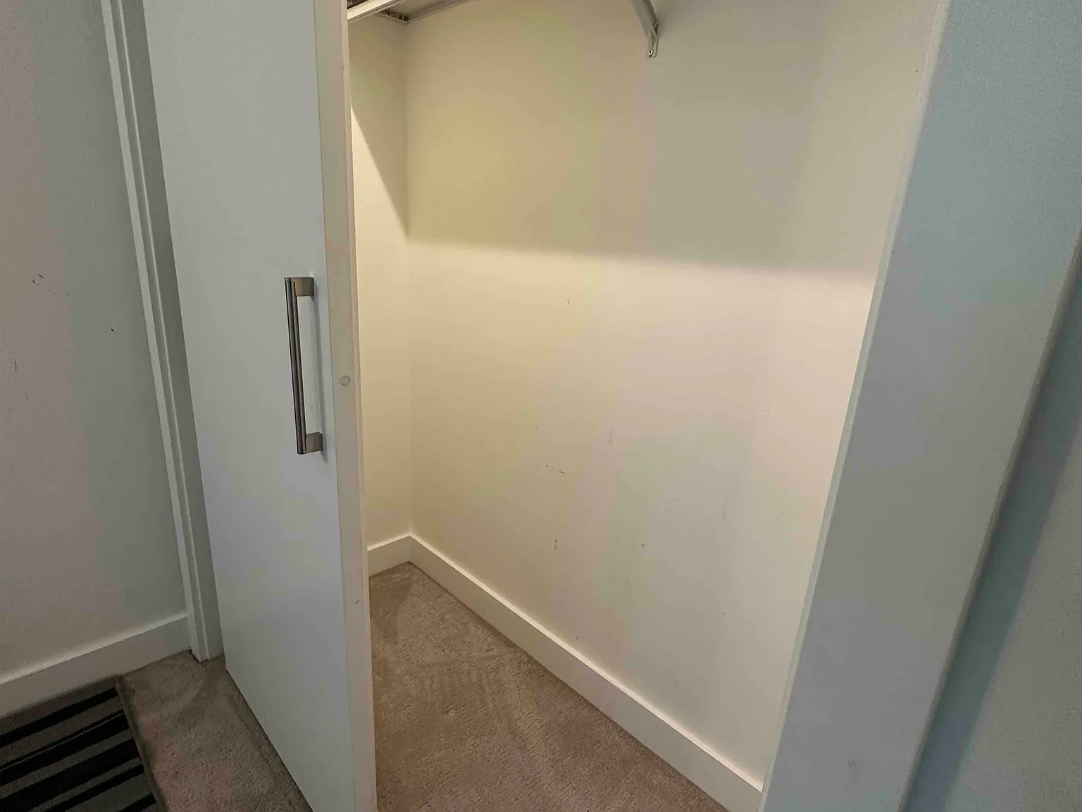1 bed, $2,995 — Photo 2