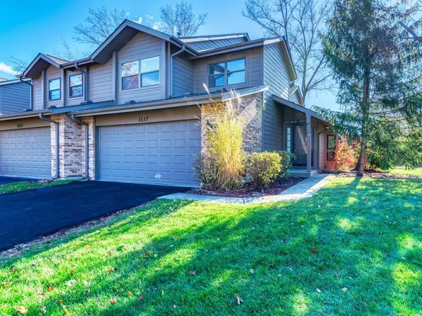 1617 Wildwood Ln, Darien, IL 60561
