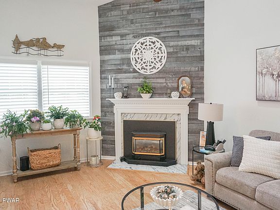 2nd image of 3003 Grey Cliff Way