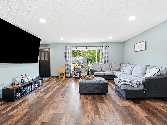 5th image of 3811 CLIFF STREET