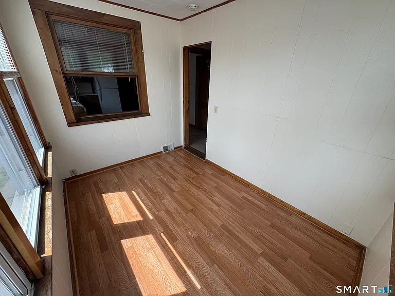 1097 Dixwell Ave — Photo 7