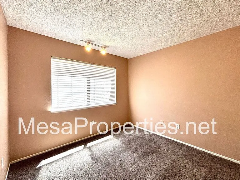 14182 Liberty Way — Photo 17