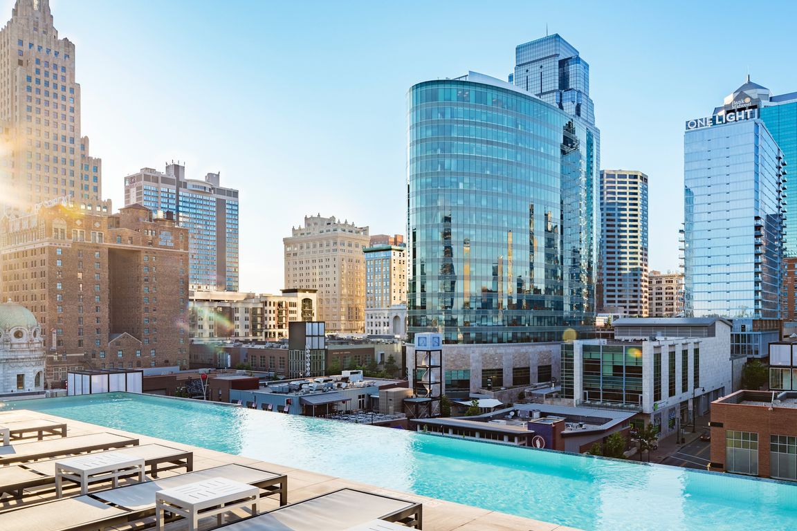 The Infinity Edge Rooftop Pool at Two Light Luxury Apartments