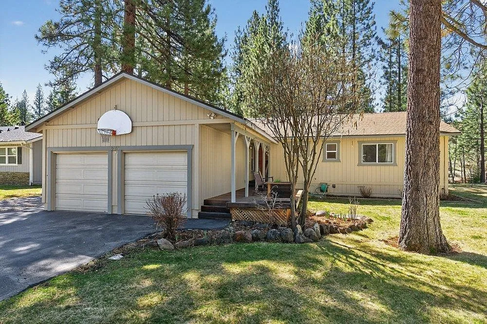 10303 White Fir Rd photo 1
