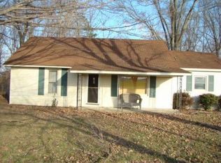 2872 Gibbs Rd, Union City, TN 38261