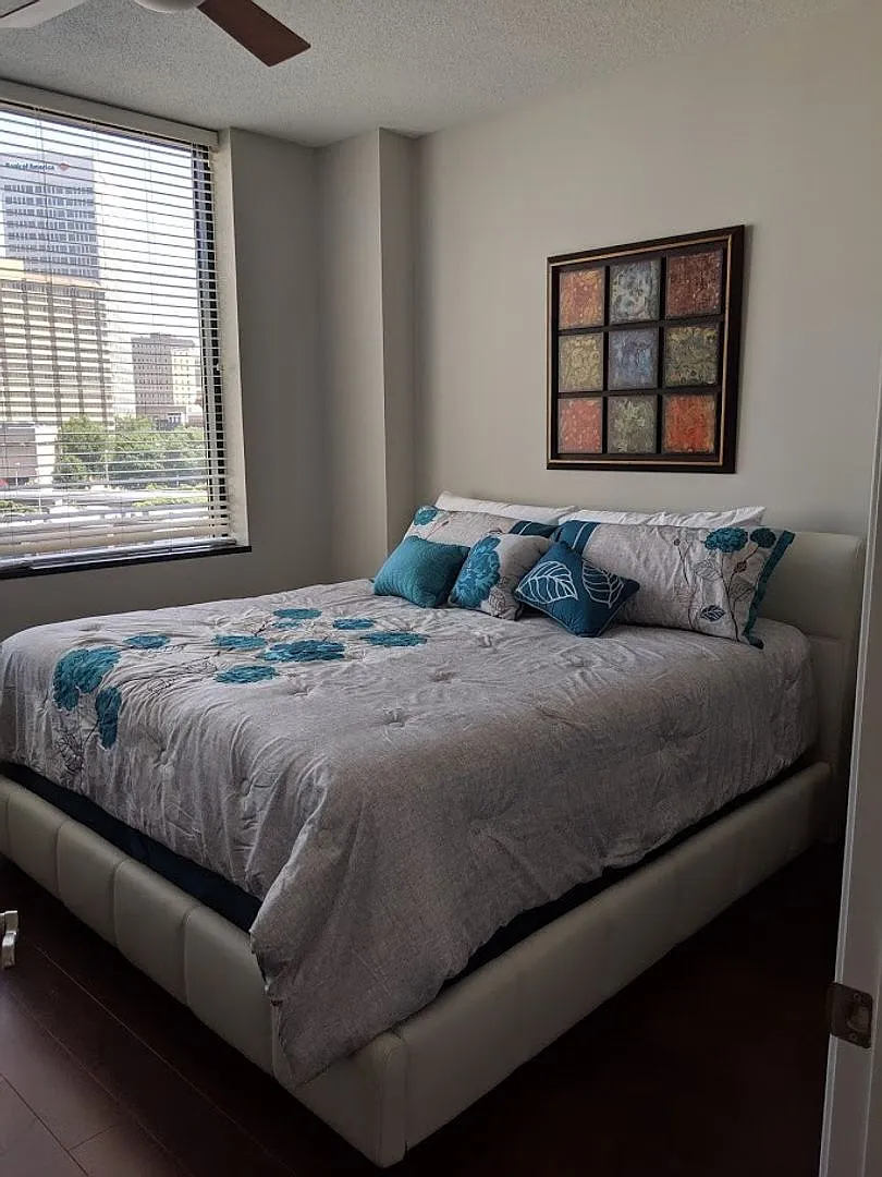Condo with a View, City that is! — Photo 3