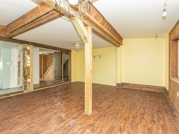5th image of 107 High St