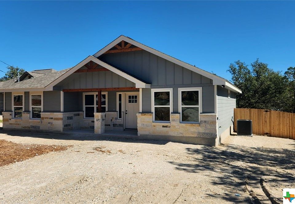 1st image of 423 Scenic Terrace Dr