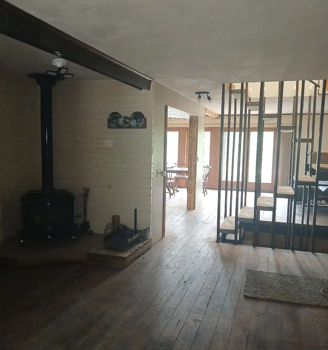3 bed, 2800 sqft, $3,500 — Photo 2