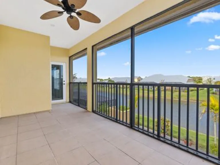 2nd Floor Screen Balcony