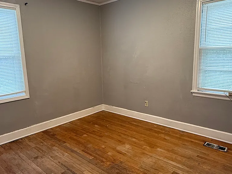 1514 Highland Ave — Photo 18