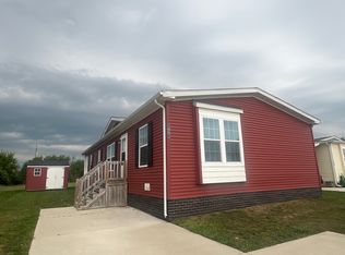 1991 Cedar St #1129, Newport, MI 48166