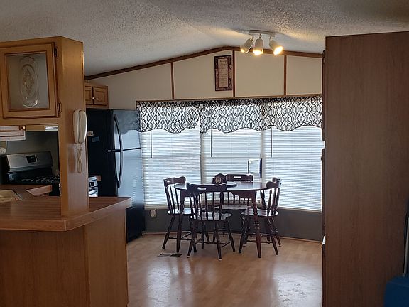 2nd image of 7225 Southwest Hwy #6X