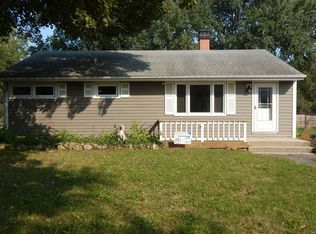 7406 Redwood St, Crystal Lake, IL 60014