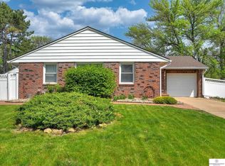 13468 Spring St, Omaha, NE 68144