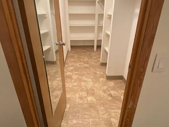 5th image of 14308 NE Sandy Blvd Unit 29