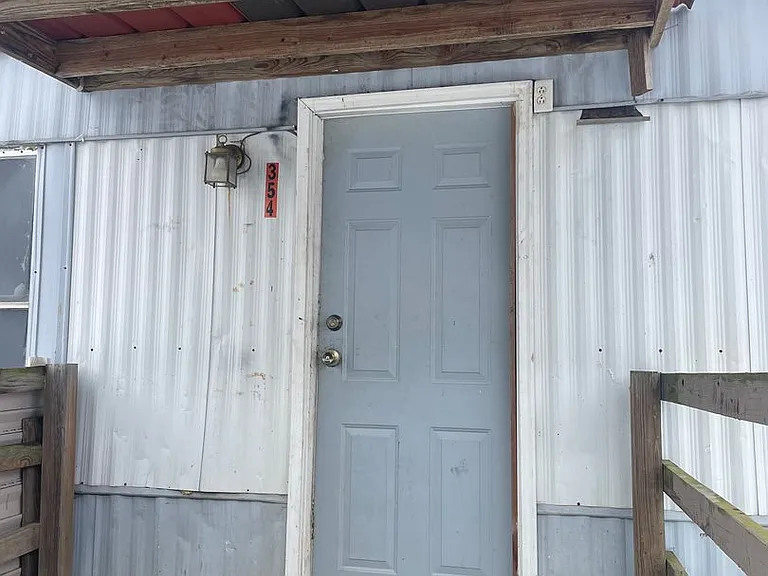 354 Joyner Loop — Photo 3