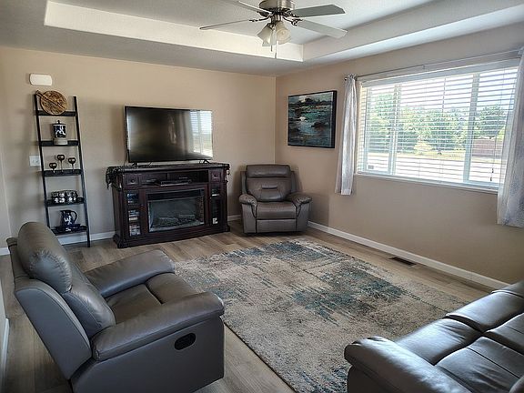 4th image of 3705 N College Park Ct