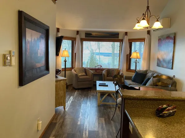 4908 N Landmark Cir #1307, Egg Harbor, WI 54209