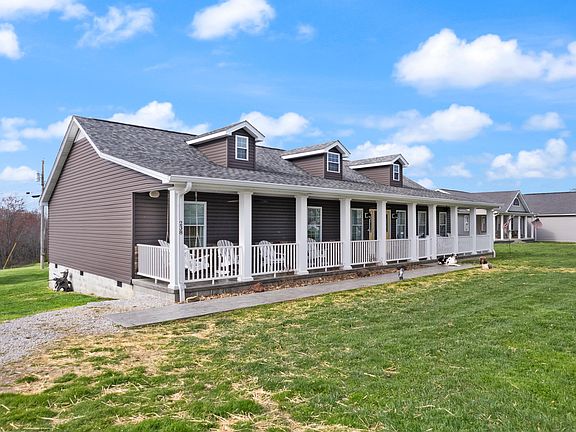 4th image of 238 Swiss Colony Ln