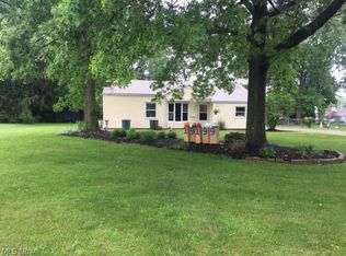 19199 Temple Dr, Strongsville, OH