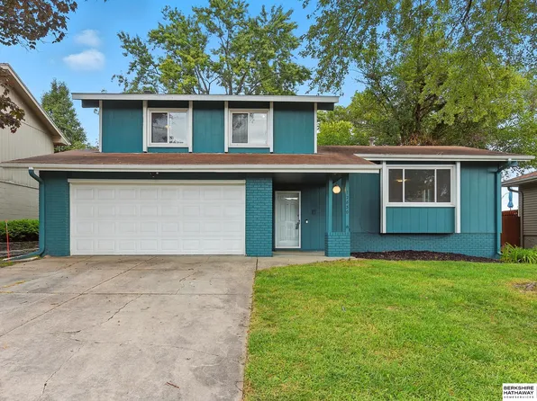 12830 Emiline St, Omaha, NE 68138