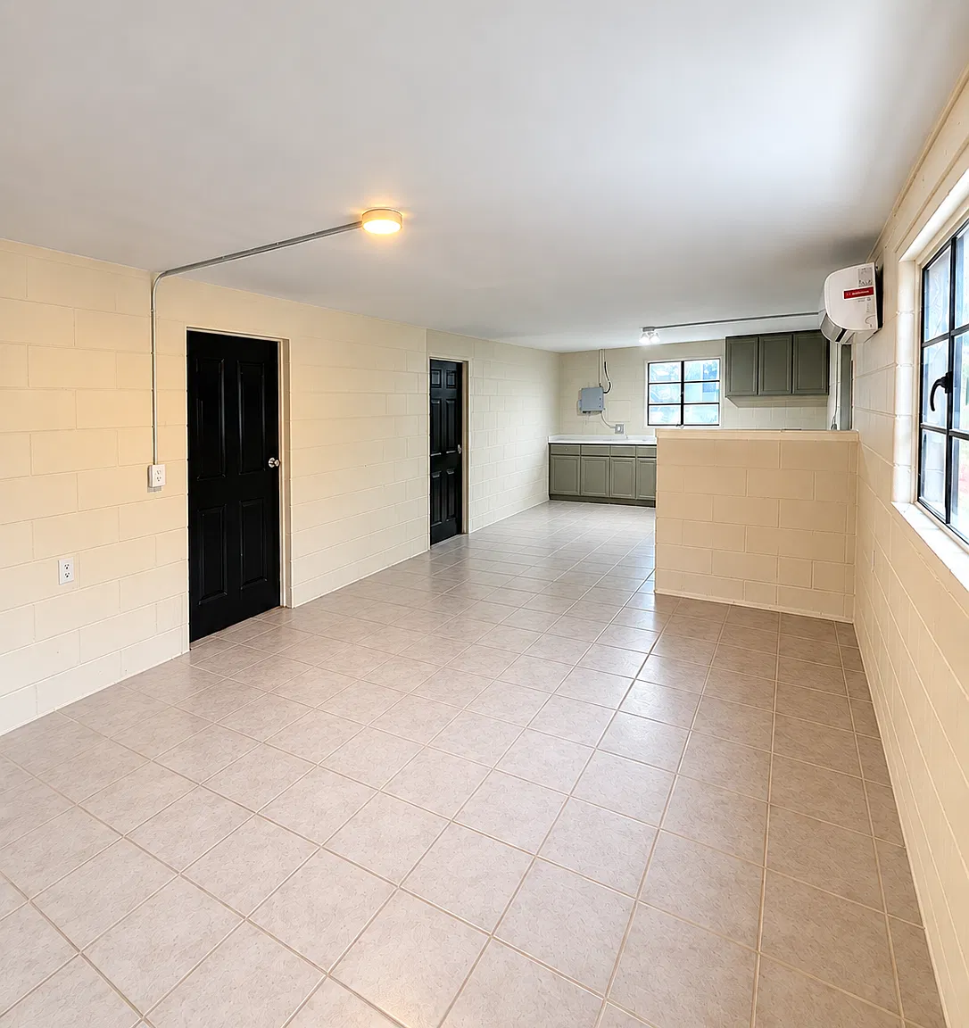 2 bed, $1,050 — Photo 1