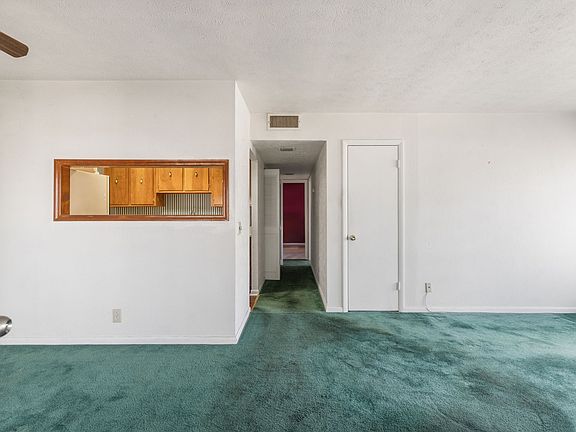 5th image of 810 Bellevue Rd APT 235