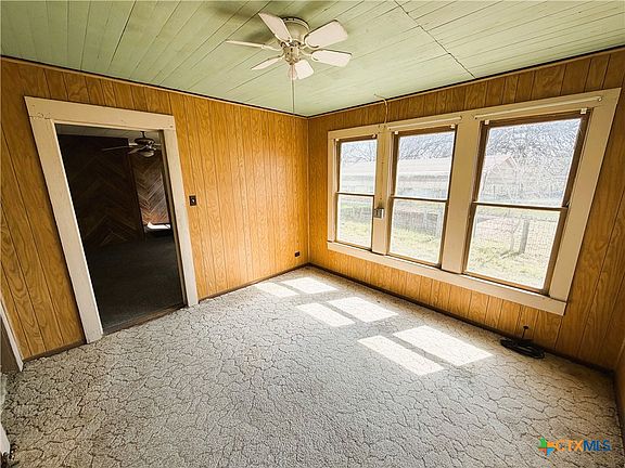 3rd image of 4955 State Highway 119