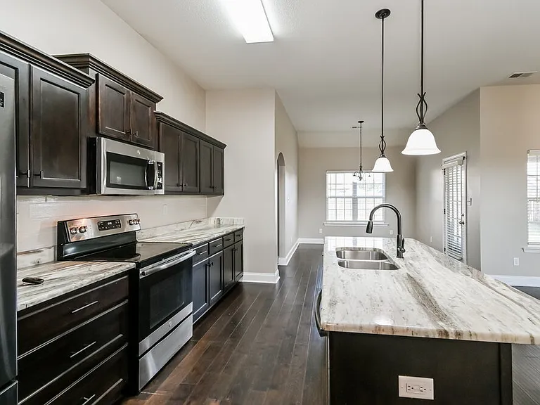 3677 Dorrie Cir — Photo 8