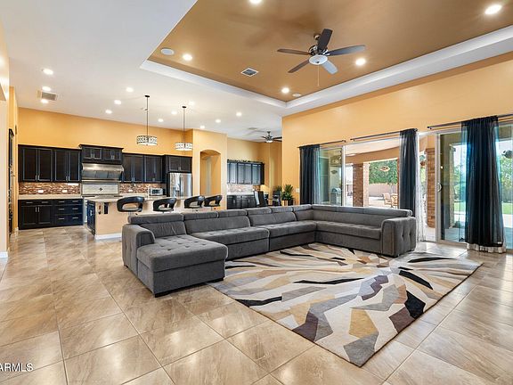 4th image of 2285 E MEAD Drive